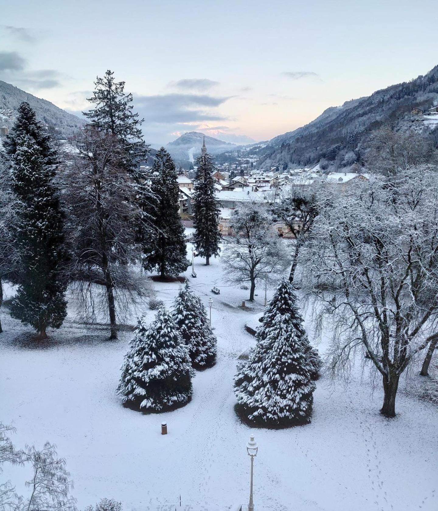 Terres De France - Appart'Hotel Le Splendid アルバール エクステリア 写真